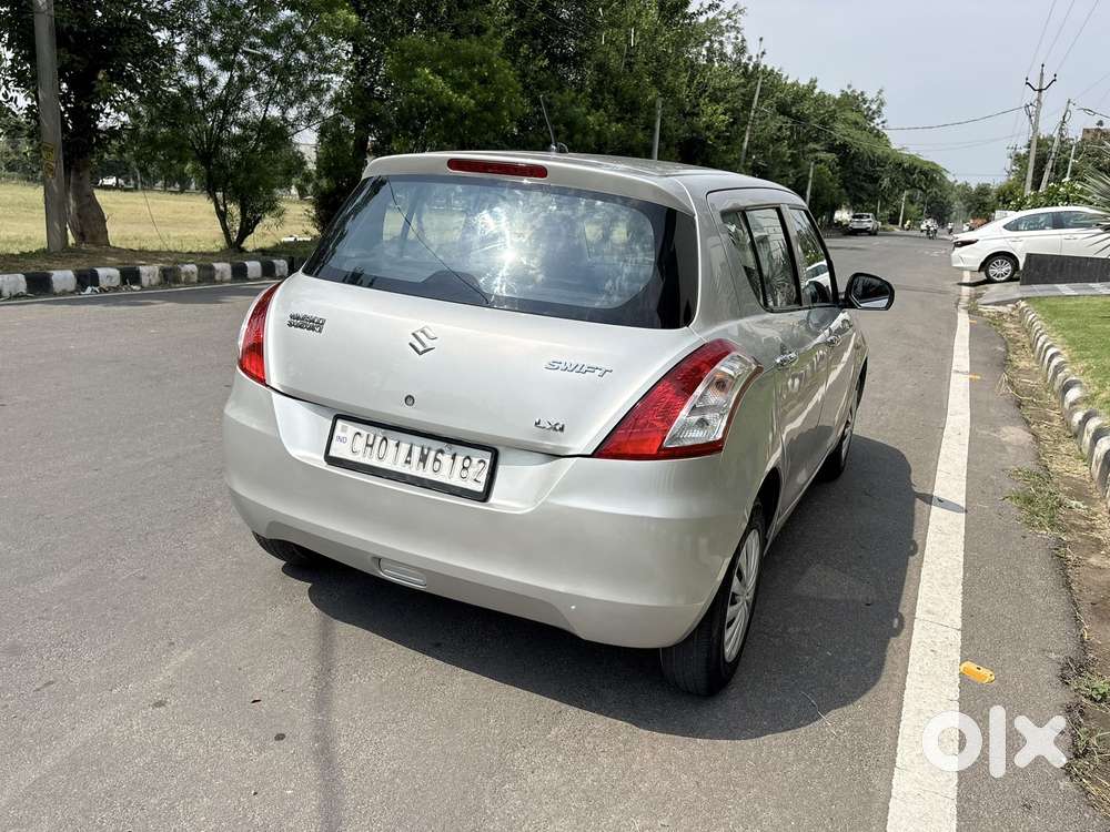 Maruti Suzuki Swift Lxi Option, 2012, Petrol