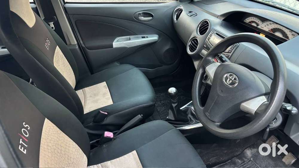 Toyota Etios V Sp, 2012, Petrol