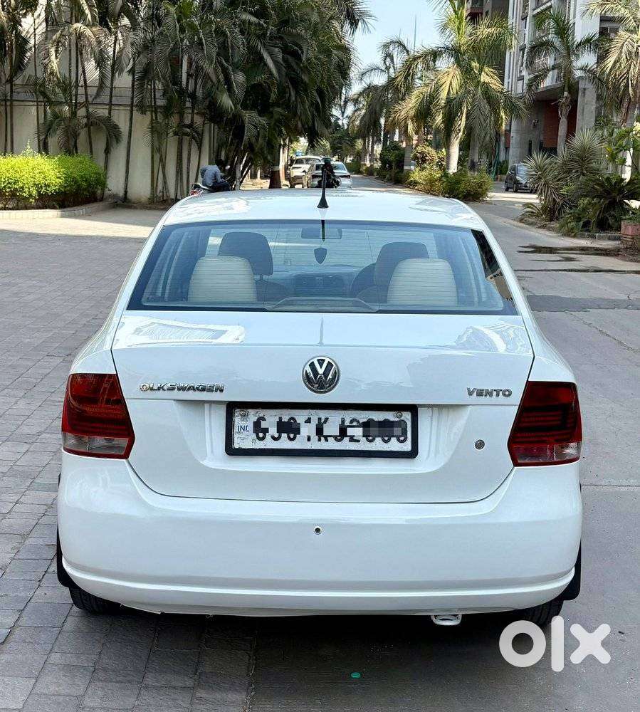 Volkswagen Vento 2010-2013 Petrol Trendline, 2011, Petrol