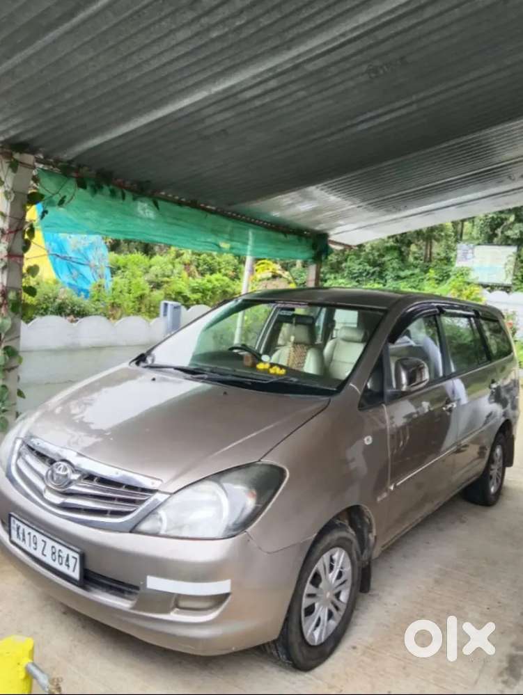 Toyota Innova 2008 Diesel 225000 Km Drive