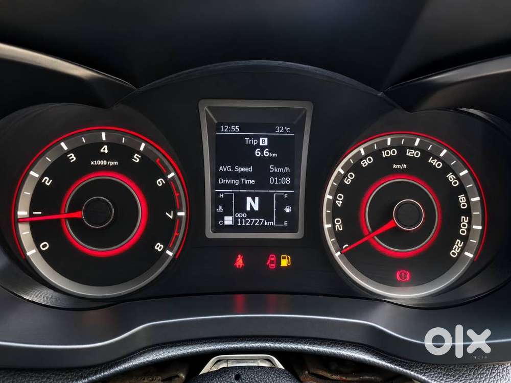 Mahindra Xuv300 W8 Option Dual Tone, 2019, Petrol