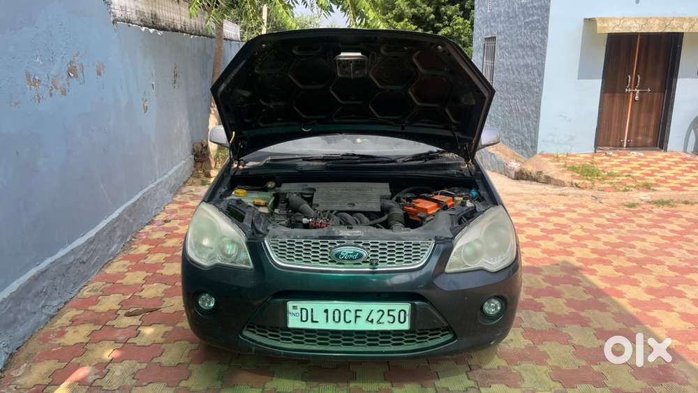 Ford Fiesta 2013 Petrol 112554 Km Driven