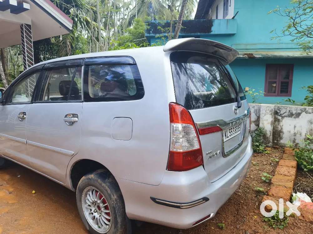 Toyota Innova 2007 Diesel 200000 Km Driven