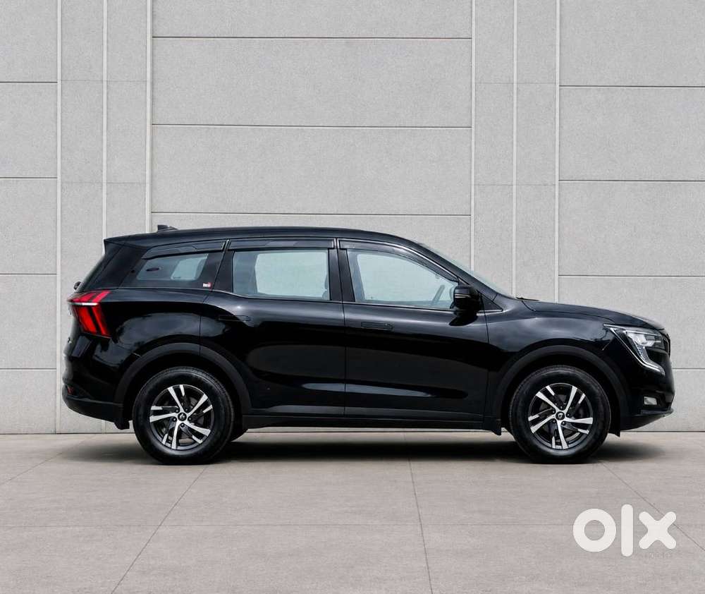 Mahindra Xuv700 2.2 Ax 5 Diesel At 7 Str, 2024, Diesel