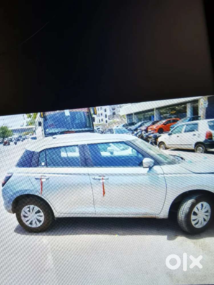 Maruti Suzuki Swift 2026 Petrol 950 Km Driven