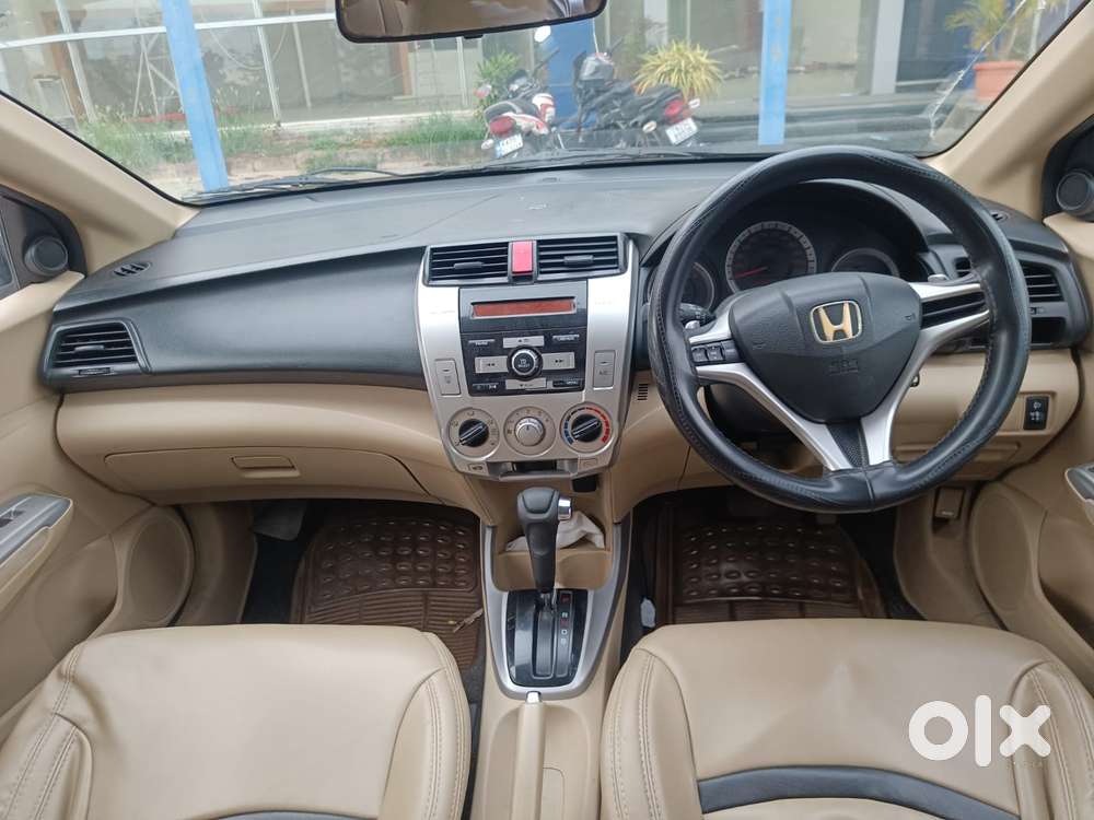 Honda City V At, 2010, Petrol