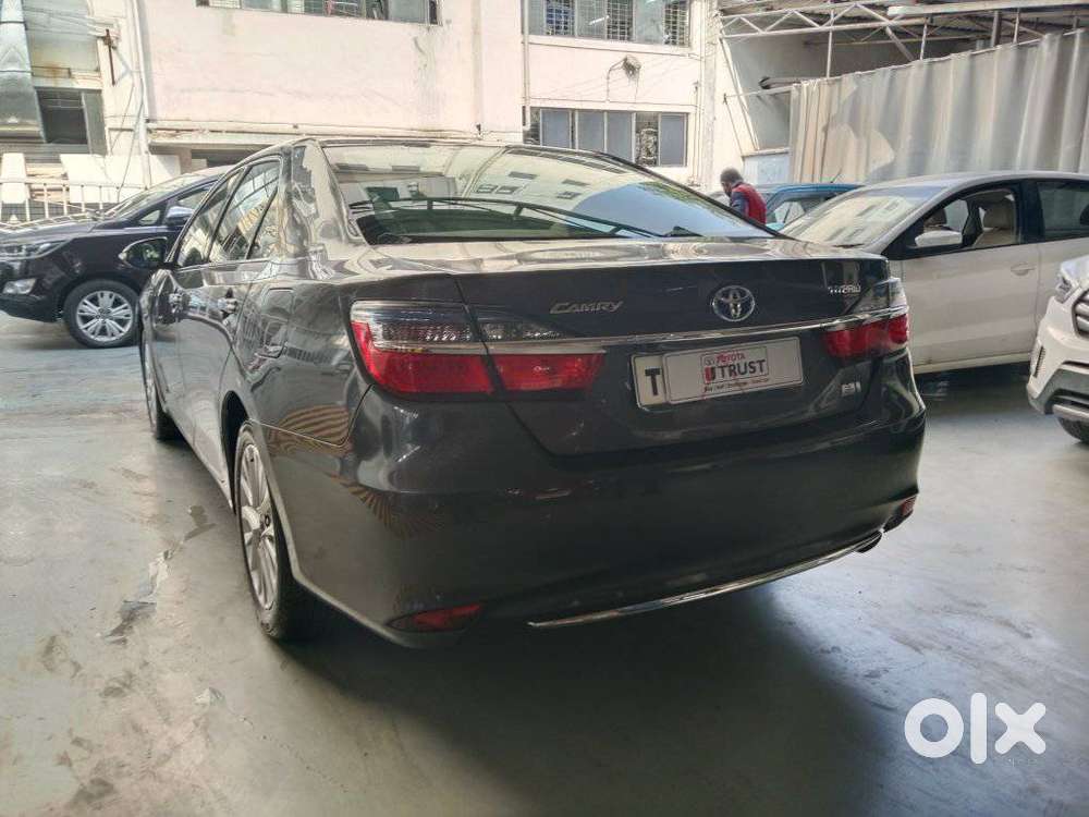 Toyota Camry 2.5 Hybrid, 2015, Petrol