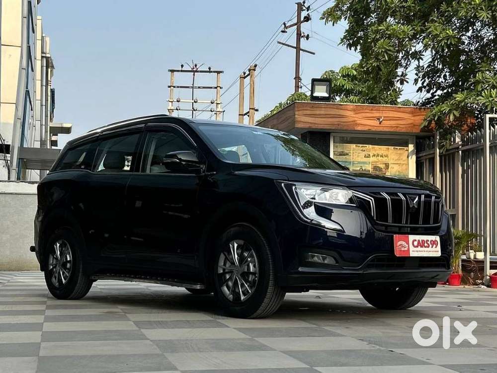 Mahindra Xuv700 2.0 Mx Petrol Mt 5 Str, 2024, Petrol