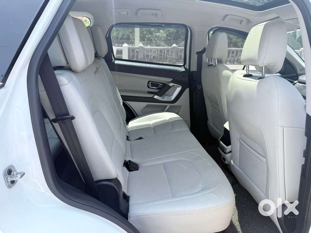 Tata Safari 2.0 Kryotec Xza Plus (o) Red Dark Edition, 2023, Diesel