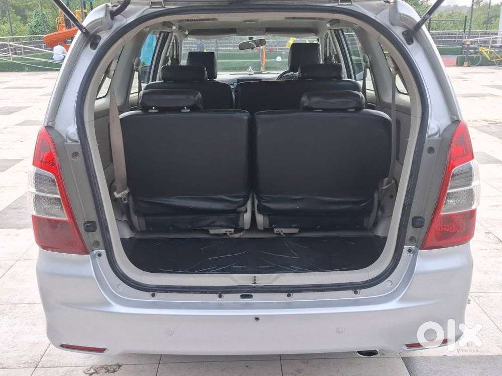 Toyota Innova 2.5 G (diesel) 8 Seater, 2013, Diesel