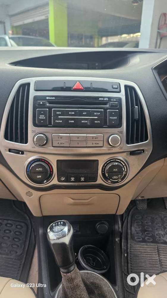 Hyundai I20 Sportz 1.4 Crdi 6 Speed Bs-iv, 2013, Diesel