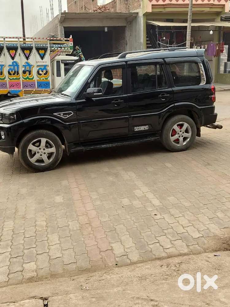 Mahindra Scorpio 2018 Diesel Manual