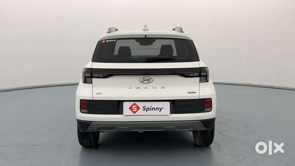 Hyundai Venue 1.0 Sx (o) Turbo Dct, 2023, Petrol