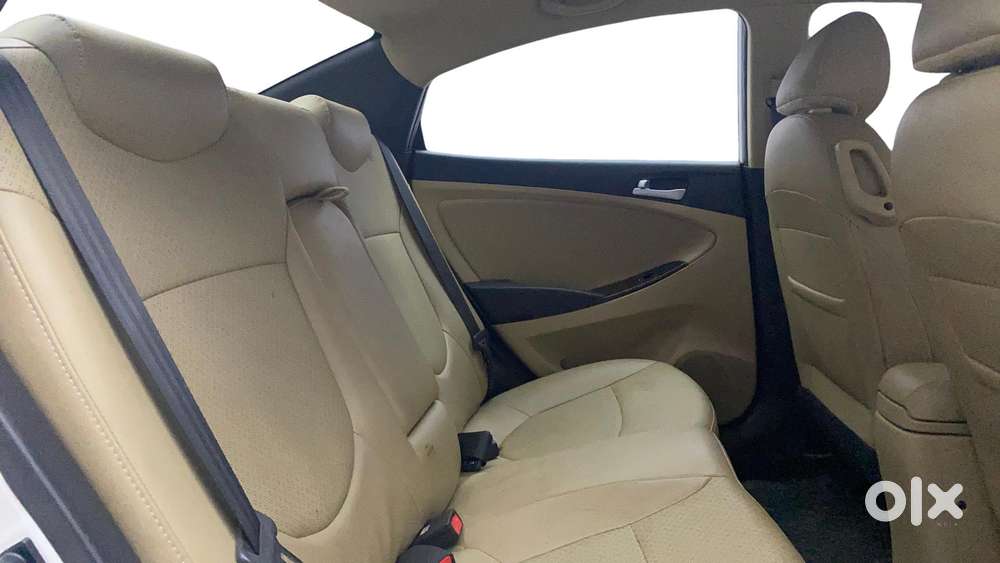 Hyundai Verna Fluidic 1.6 Vtvt Sx, 2015, Petrol