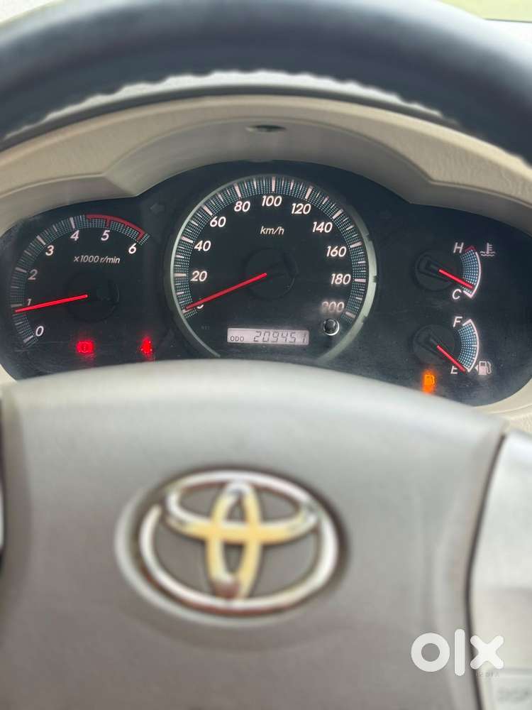 Toyota Innova 2.5 V 7 Str, 2013, Diesel