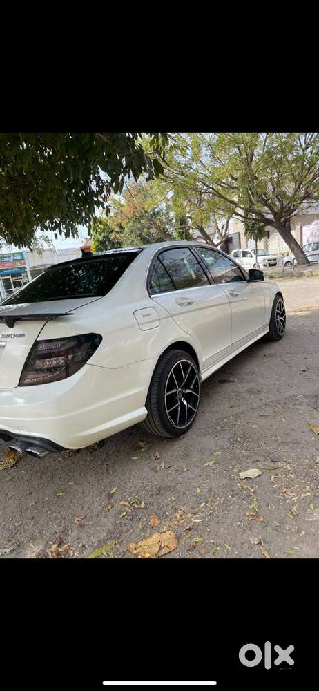 Mercedes-benz C-class 2013 Petrol 120000 Km Driven