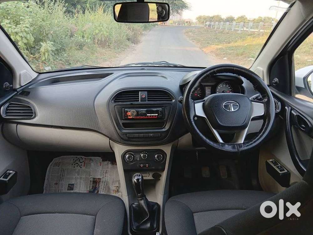 Tata Tiago Xe, 2018, Petrol