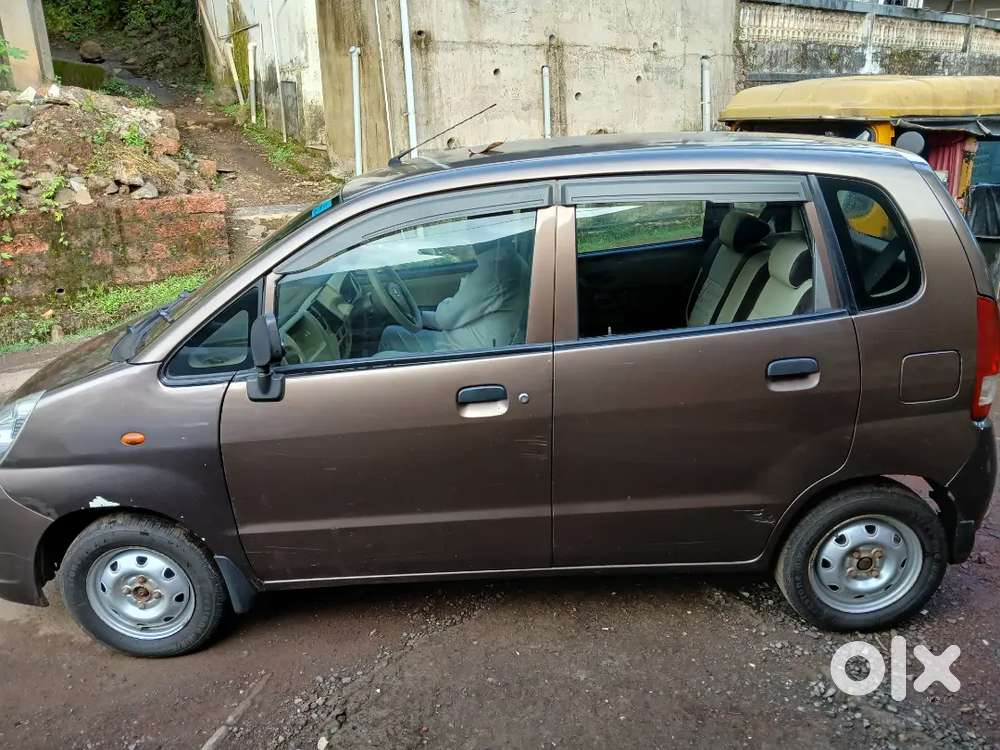 Maruti Suzuki Estilo Lxi 2010