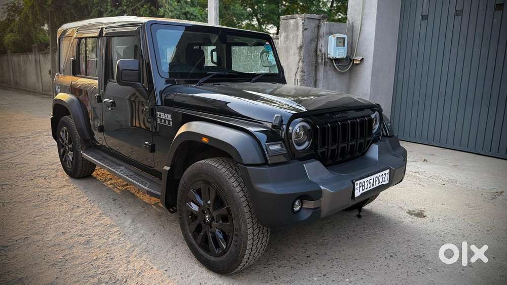 Mahindra Thar Roxx, 2025, Petrol