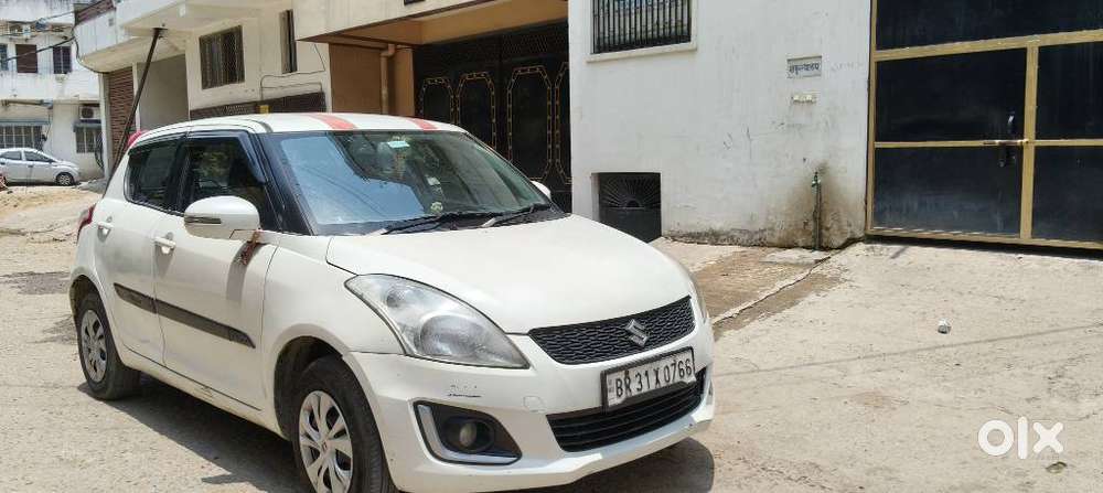 Maruti Suzuki Swift Vxi Abs Bsiv, 2017, Petrol