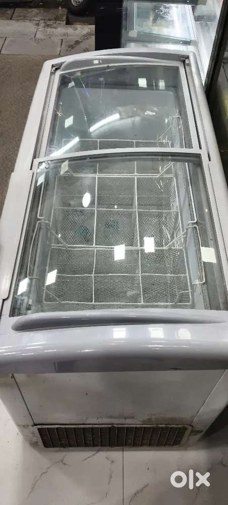 Double door Deep Freezer
