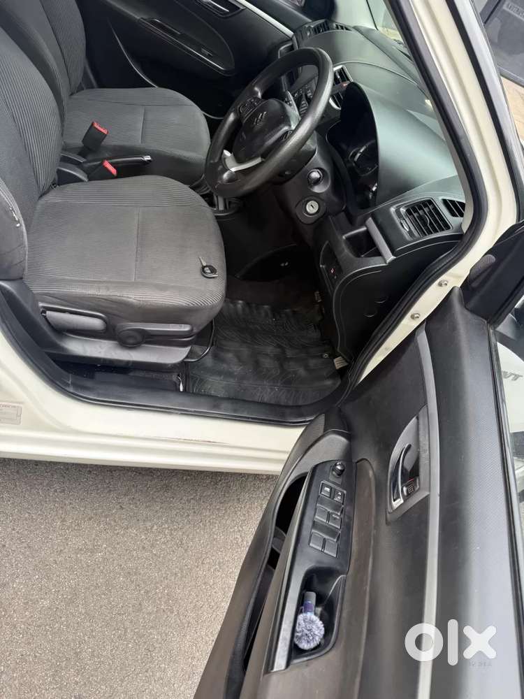 Maruti Suzuki Swift 1.3 Zxi, 2012, Petrol