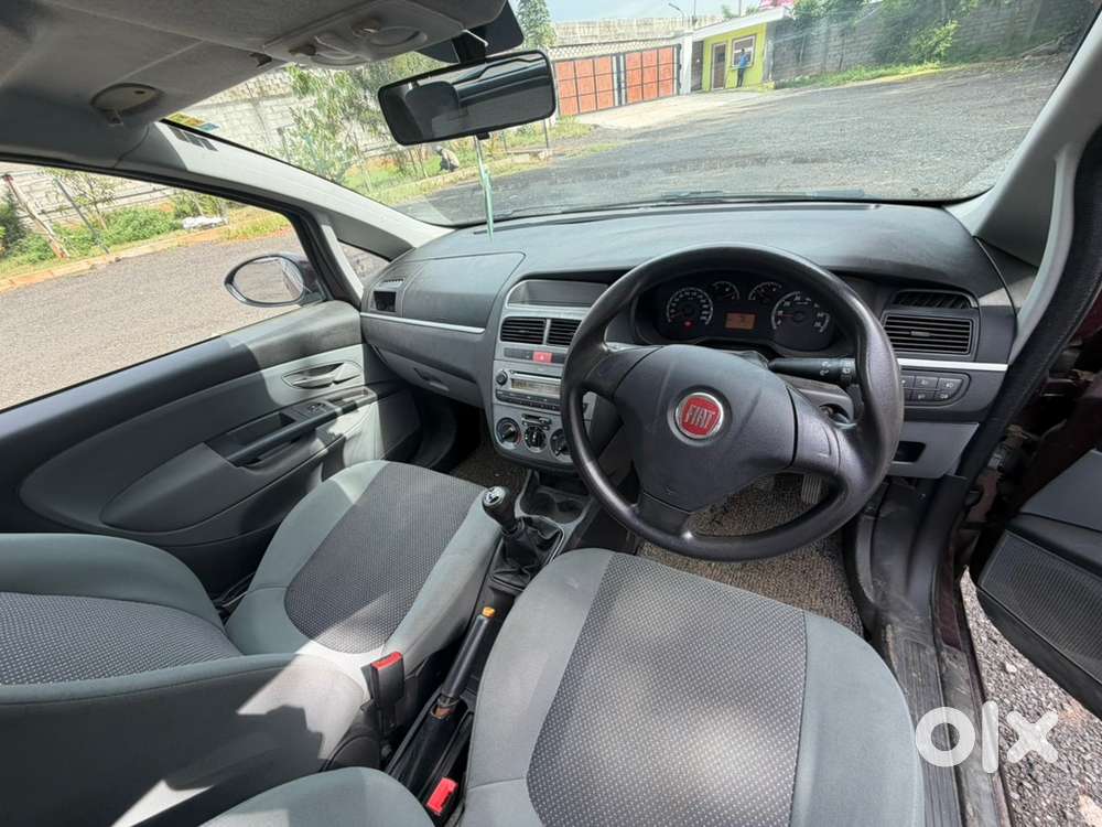 Fiat Punto 2009 Petrol 35000 Km Driven