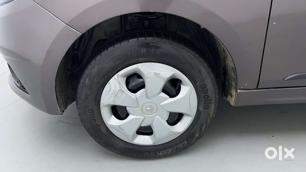 Tata Tiago 1.2 Revotron Xt, 2018, Petrol