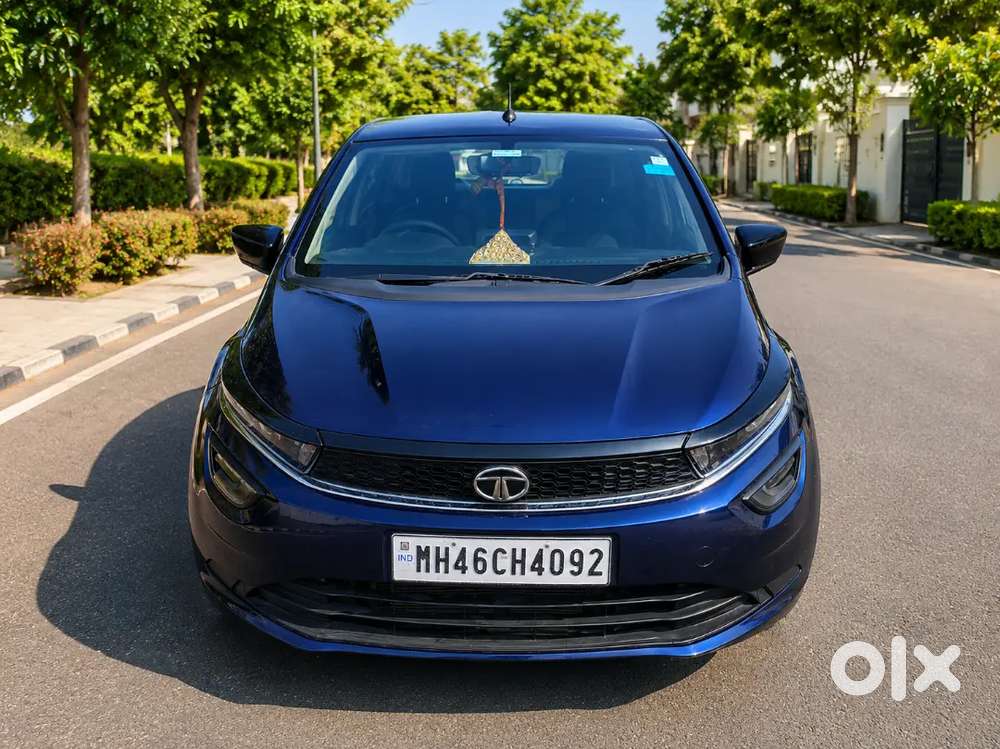 2023 Tata Altroz Xm+ Petrol  Single Owner