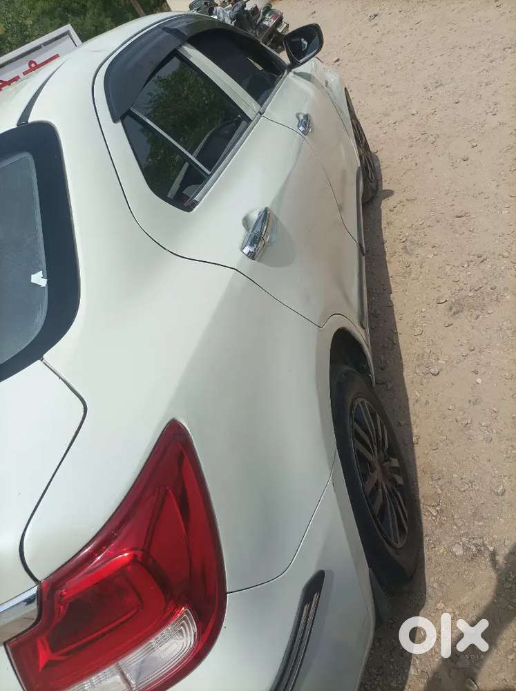 Maruti Suzuki Swift Dzire 2021 Petrol 96300 Km Driven