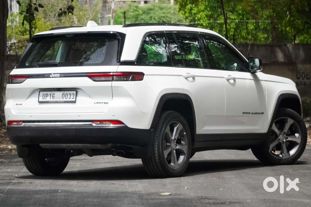 Jeep Grand Cherokee Limited (o) 4x4 At, 2023, Petrol