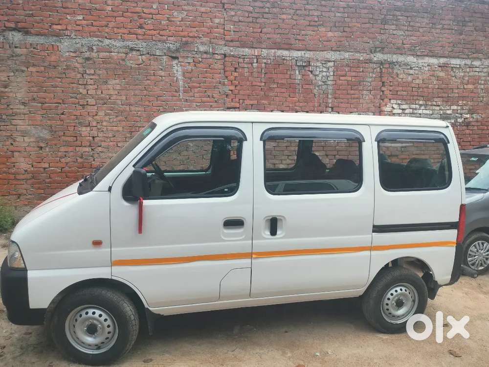 Maruti Eeco Smiles 2026