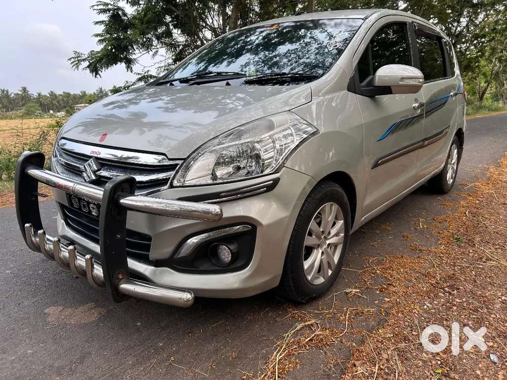 Touch Screen, Reverse Camera,push Button Start,seal Tyres