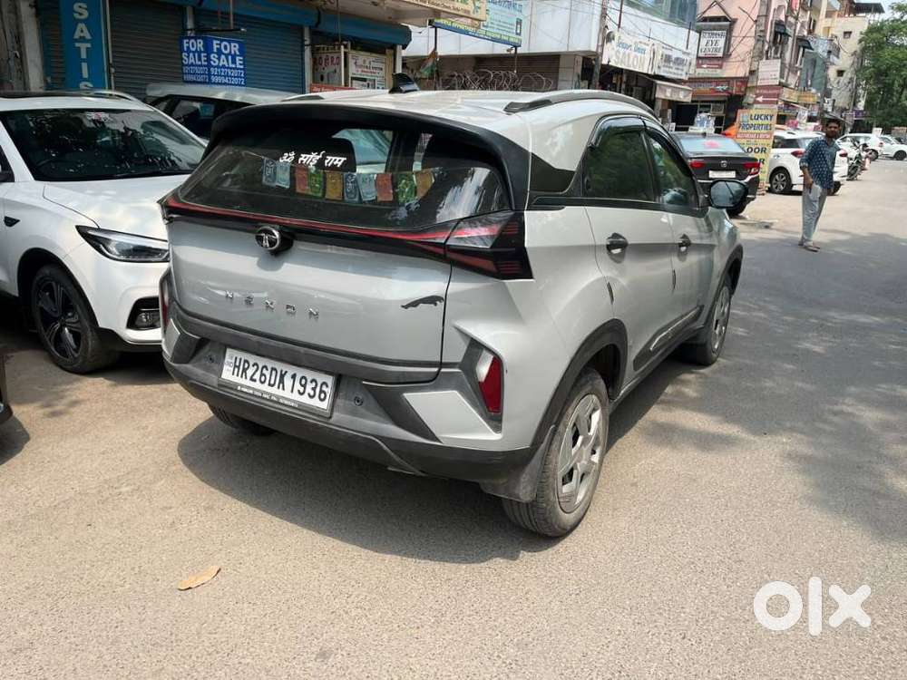 Tata Nexon 1.2 Revotron Xma Amt (s), 2024, Petrol