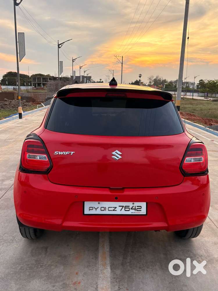 Maruti Suzuki Swift 1.2 Vxi (o), 2022, Petrol