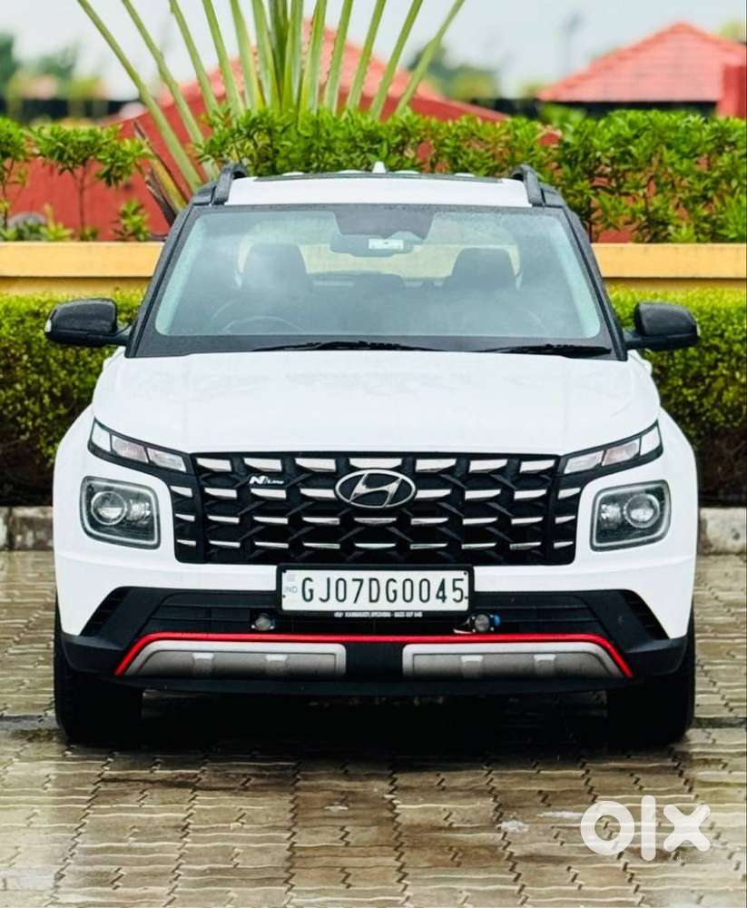 Hyundai Venue, 2023, Petrol