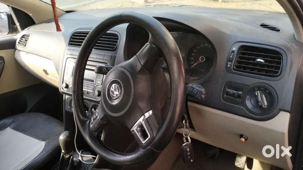 Volkswagen Polo 2015 Diesel 79653 Km Driven Black Panther