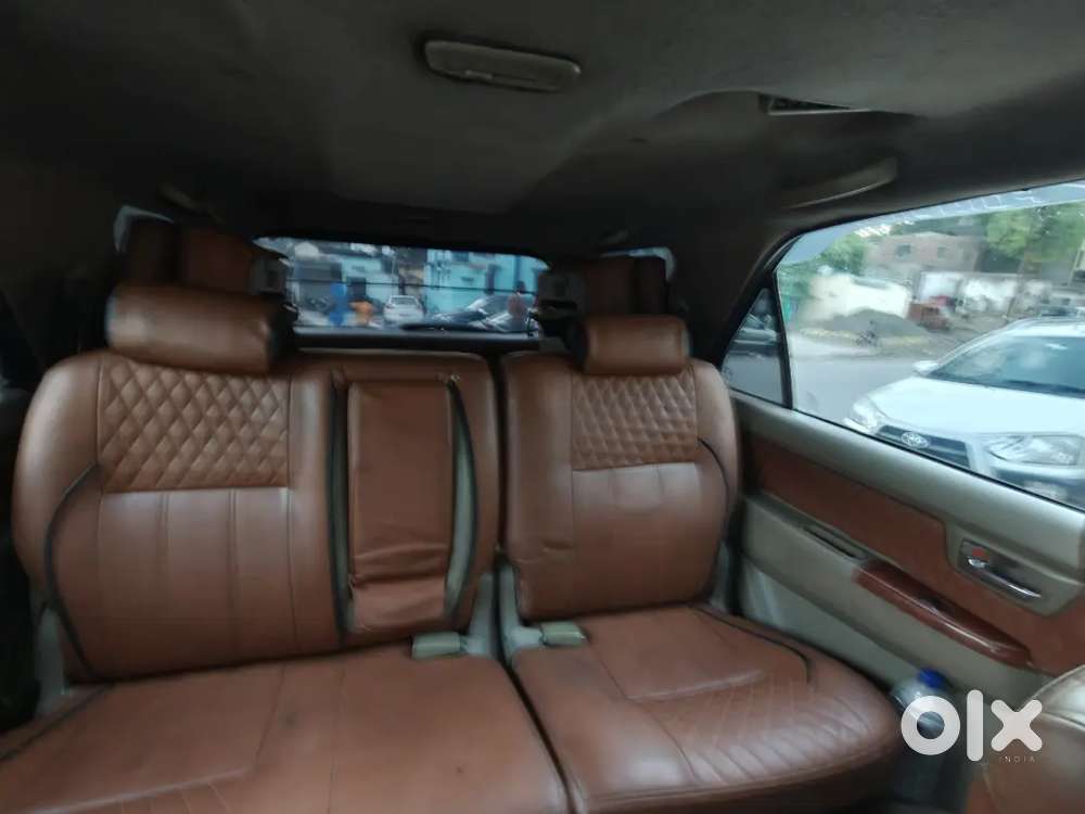 Toyota Fortuner 2010 Diesel 186000 Km Driven