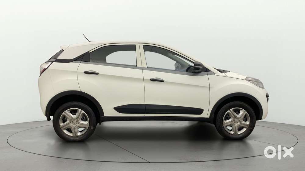 Tata Nexon 1.2 Revotron Xma, 2019, Petrol