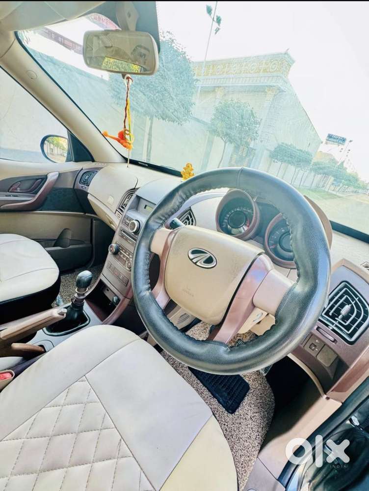 Mahindra Xuv500 W4, 2015, Diesel