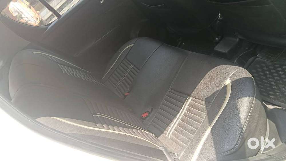 Maruti Suzuki Swift Vxi 1.2 Abs Bs-iv, 2017, Petrol