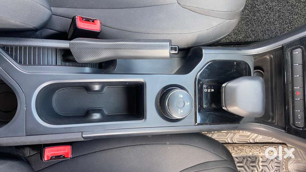 Tata Nexon Smart Plus S 1.2 Revotron Petrol 5 Mt, 2025, Petrol