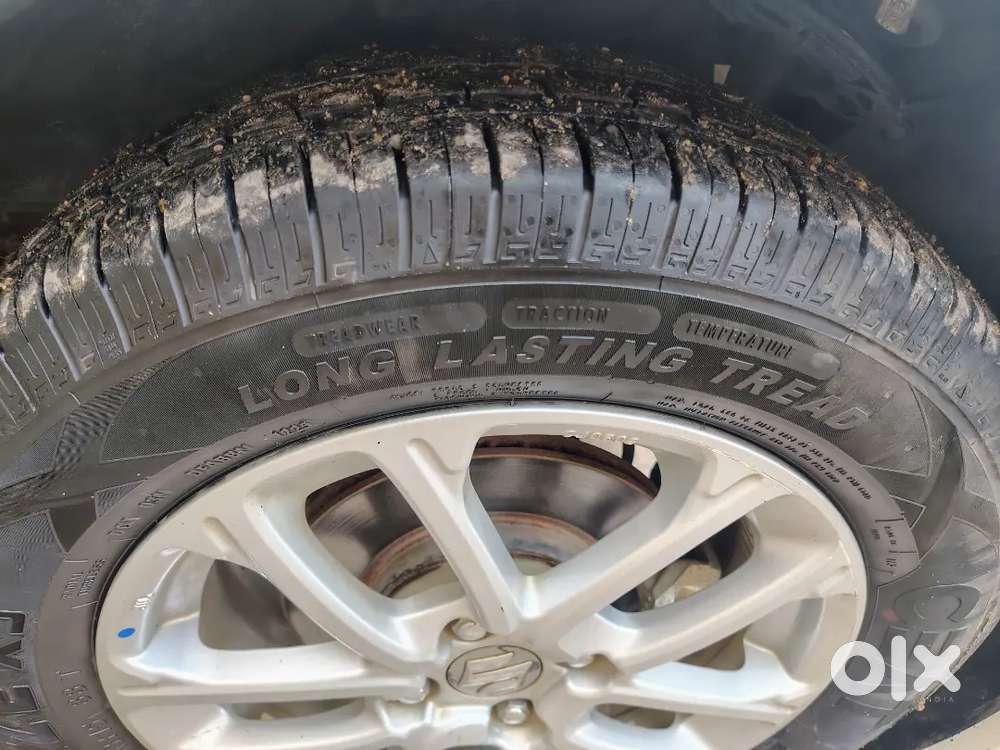 Maruti Suzuki Swift 2022 Petrol 33000 Km Driven With Cng