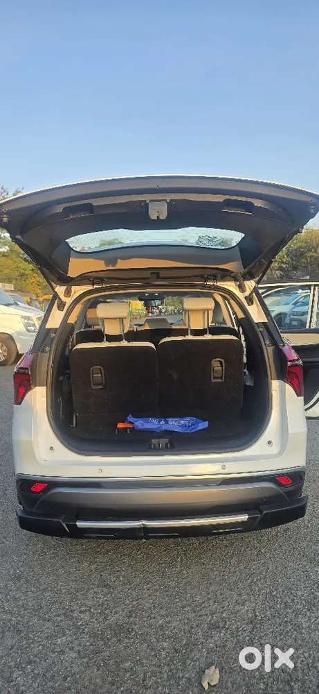 2024 Mahindra Xuv700 Ax7 Diesel Automatic 7seater 38000 Km Driven