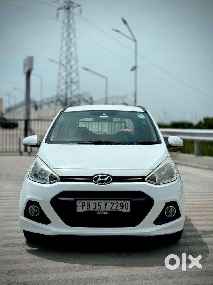 Hyundai Grand I10 Sportz O 1.2, 2016, Petrol