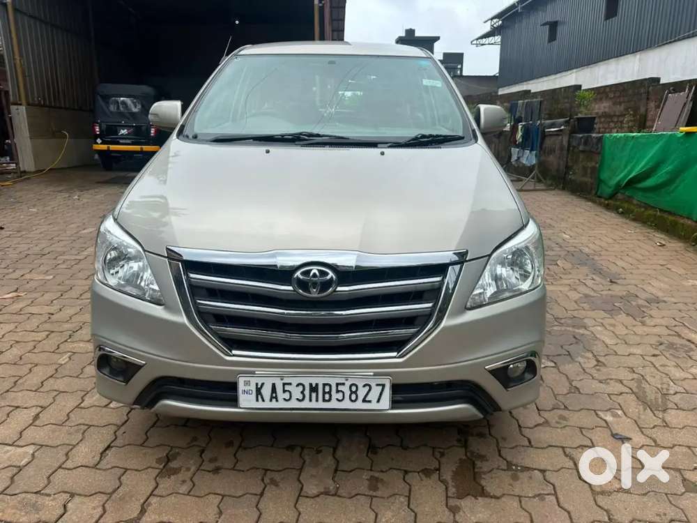 Toyota Innova 2014 Diesel 149000 Km Driven