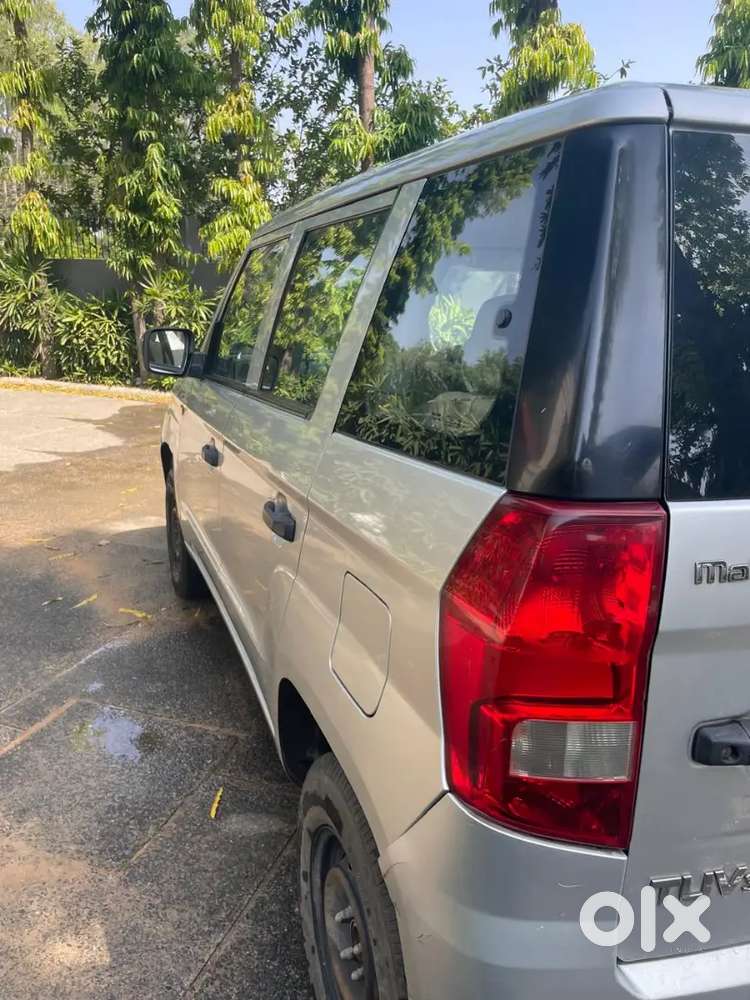 Mahindra Tuv 300 Plus 2016