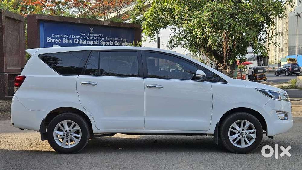 Toyota Innova Crysta 2.4 V, 2017, Diesel
