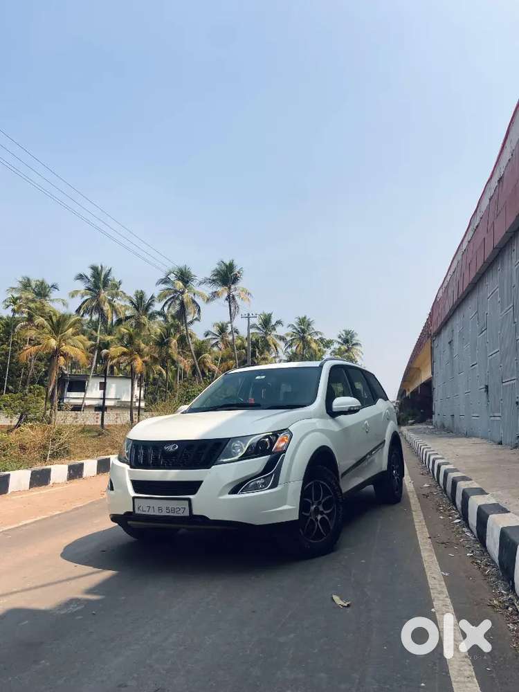 Mahindra Xuv500 2.2 W6 Diesel 2015