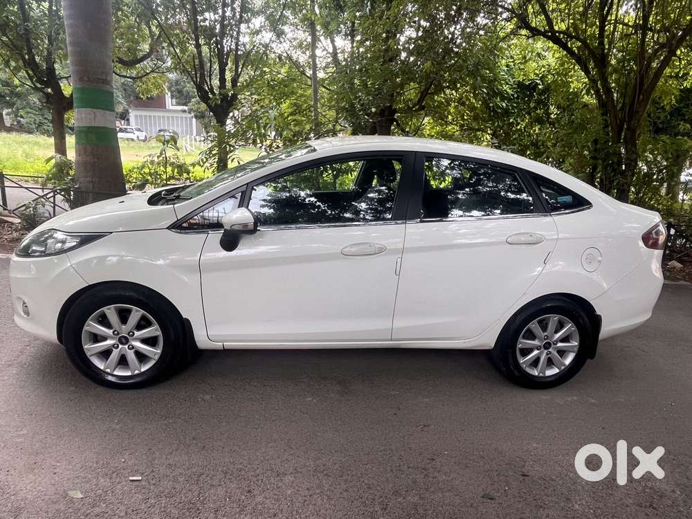 Ford Fiesta Petrol Titanium Plus, 2013, Diesel